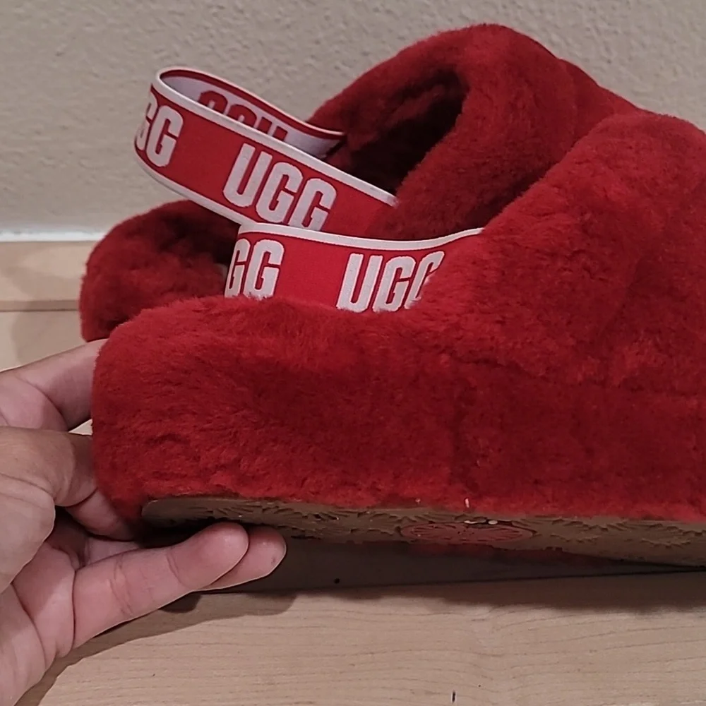⚘️ UGG FLUFF YEAH SLIDE SLIPPERS ⚘️ - Picture 6 of 13